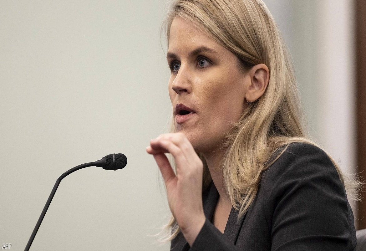 تحت قبة الكونغرس.. مسؤولة سابقة في فيسبوك تكشف